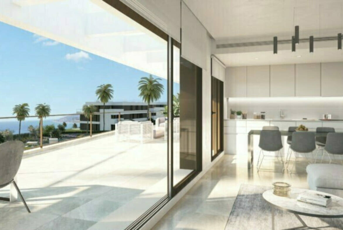 beachfront-apartment-cesares-malaga-spain